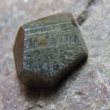 Pirita
Cristal de 1 x 1 cm.
(Autor: prcantos)