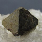 Anatasa
7 x 5 mm. (diagonal x arista frontal)
(Autor: prcantos)