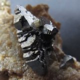 Arsenopirita
Cristal de 2 cm. de longitud
(Autor: prcantos)