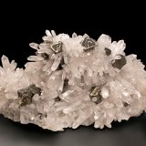 Estannita en Cuarzo
16.5 x 8.5 x 9.5 cm / cristal principal: 1.9 cm
(Autor: Museo MIM)