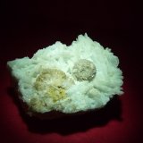 Stokesita, Microclina y Albita.
50x40 mm.
(Autor: Jesus Franquesa Baucells)