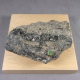 Tetraedrita
7,5 x 4,5 x 2,5 cm. Cristal más grande 3 milímetros.
(Autor: J. G. Alcolea)