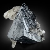 Tetraedrita (Grupo)
9 x 9 x 7 cm / cristal principal: 8 cm
(Autor: Museo MIM)