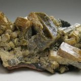 Vanadinita (variedad endlichita)
6,5 x 3 x 3 cm
(Autor: Antonio Alcaide)