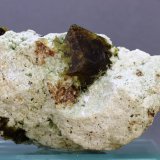 Vesuvianita
78x46x38 mm
(Autor: Juan Espino)