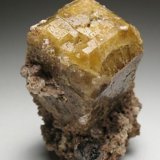 Vesuvianita
4,5 x 3,5 x 3 cm
(Autor: Antonio Alcaide)