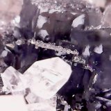 Fluorita
1 cm
(Autor: Obsi)