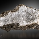 Yeso
Mina San Timoteo, Pico del Águila, Sierra Minera de Cartagena-La Unión, Cartagena, Comarca Campo de Cartagena, Región de Murcia (Murcia), España
8,5cm x 4,5cm x 3,5cm
(Autor: Pere Alonso)
