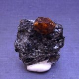 Zircón
3 x 3 x 1 cm
(Autor: Antonio Alcaide)