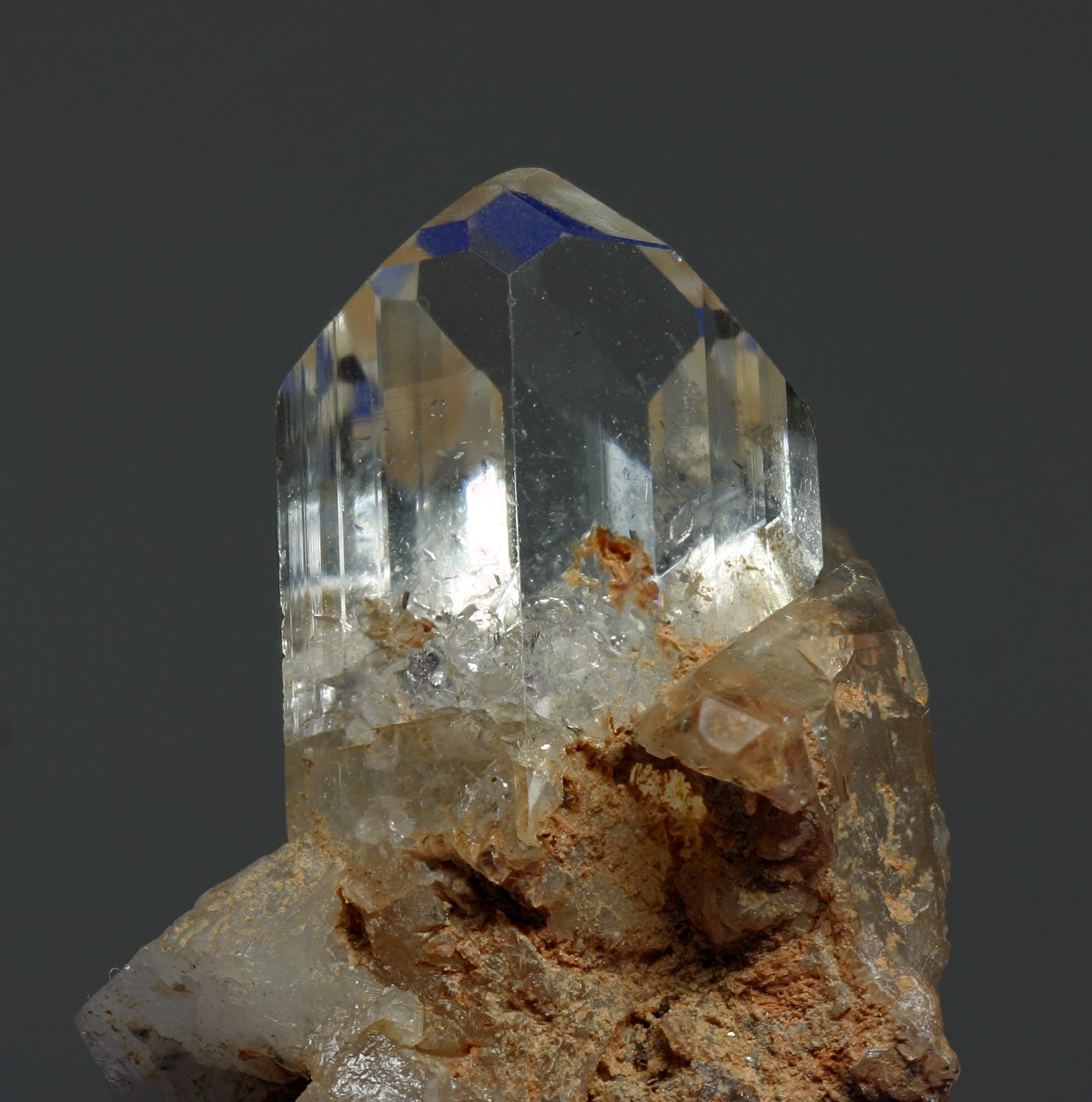 Topacio
cristal 18x23 mm
(Autor: Ramon A  Lopez Garcia)