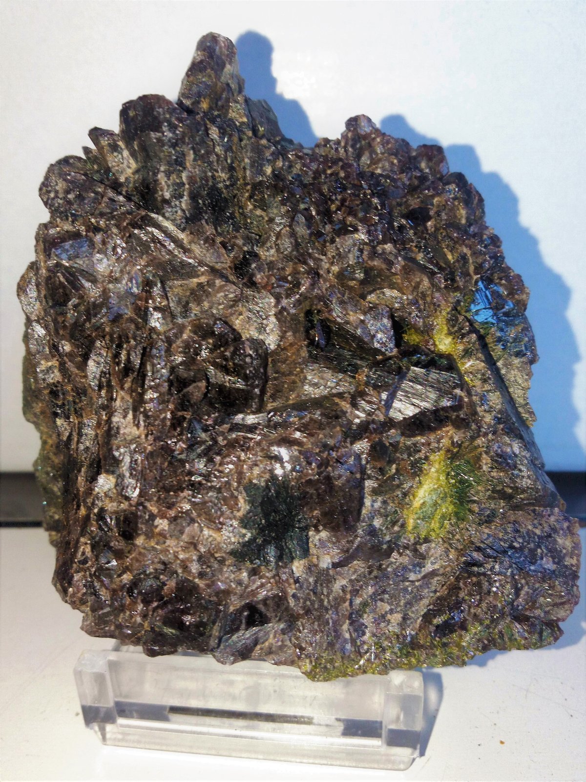 Axinita-(Fe)
7x7 cm.
(Autor: Adri Rodríguez)