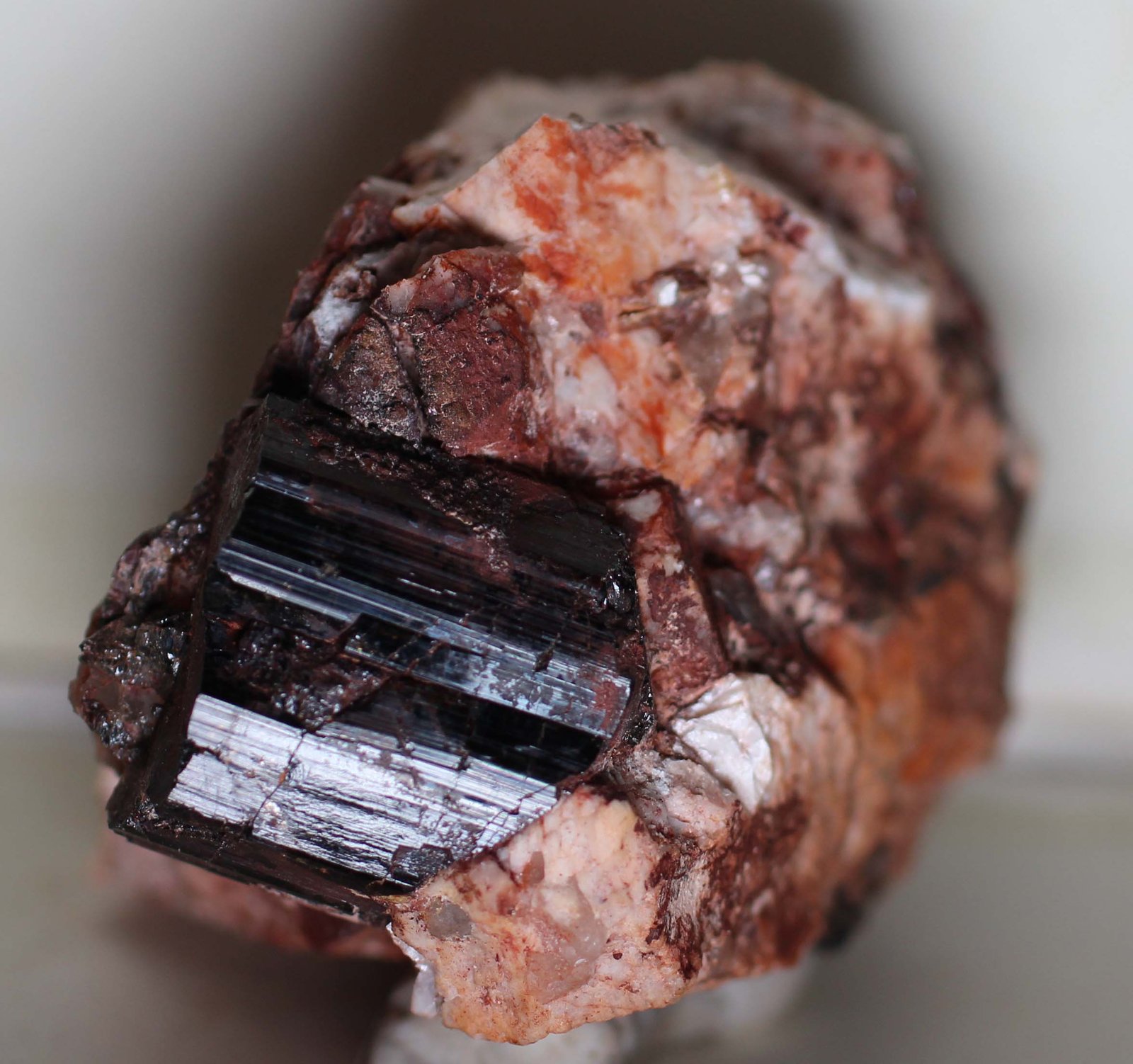 Chorlo [Schorl]
58 x 45 x 35 mm.
(Autor: José Luis Zamora)