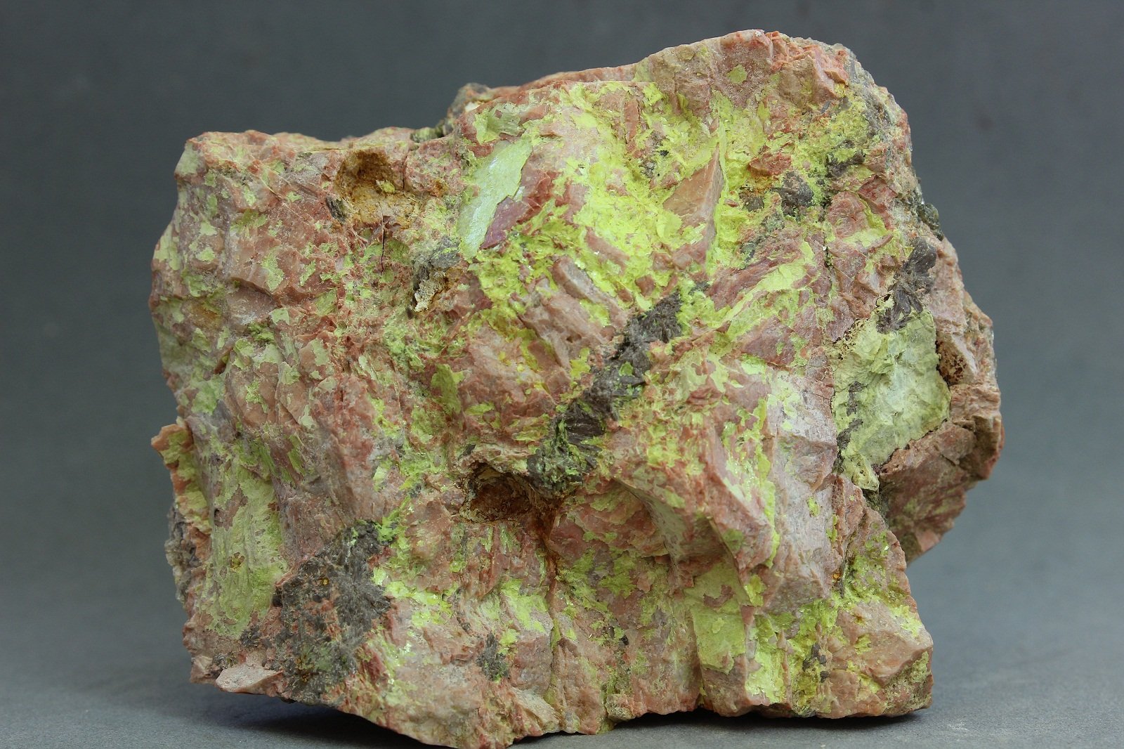 Uranocircita
70x55x43 mm
(Autor: Juan Espino)