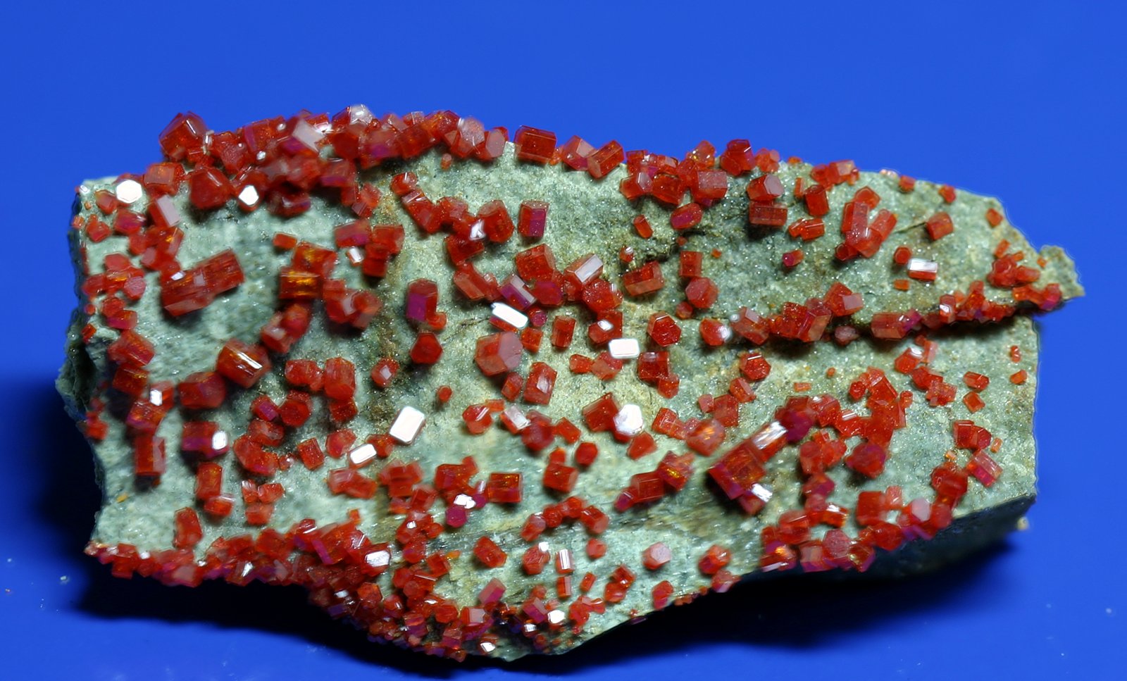 Vanadinita
20x40mm
(Autor: Ramon A  Lopez Garcia)