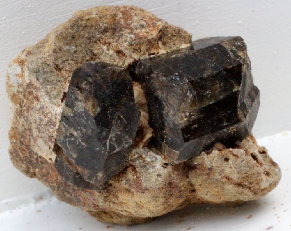 Vesuvianita
28 x 22 x 19 mm.
(Autor: José Luis Zamora)