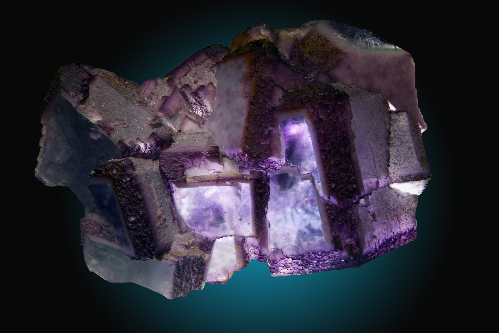Fluorita
13x8cm, cristal 6cm.
(Autor: Raul Vancouver)