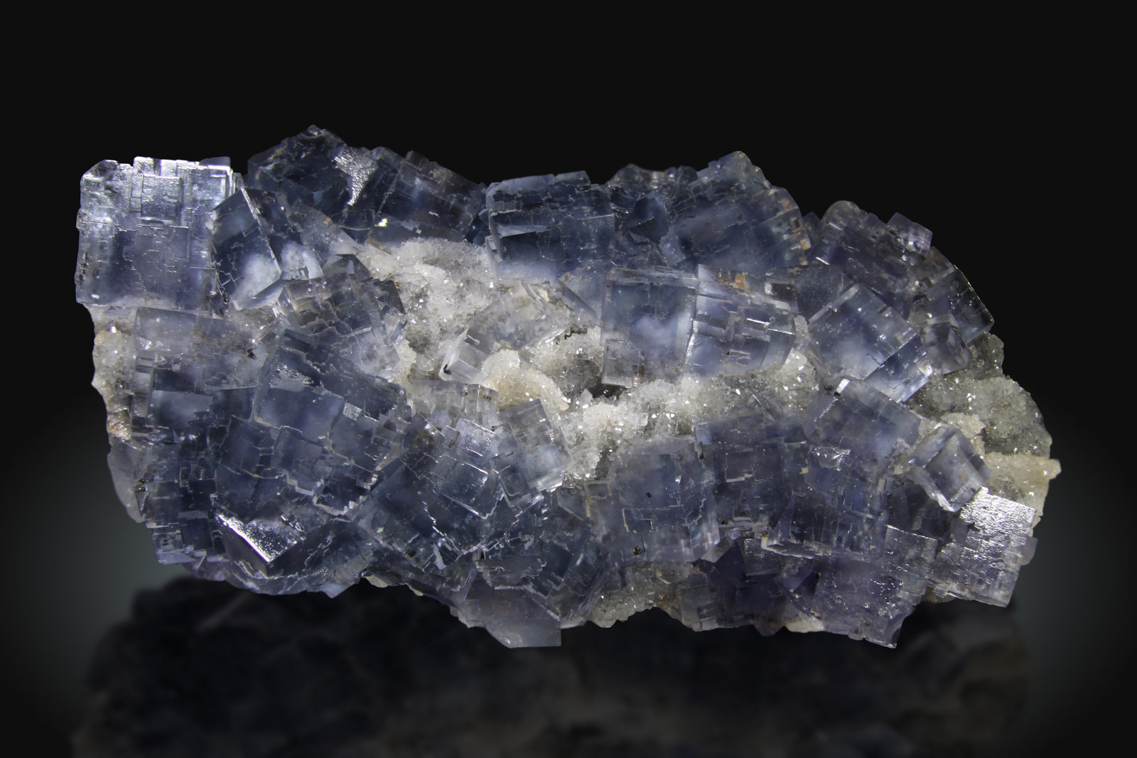 Fluorita
32x18cm, cristales hasta 5cm
(Autor: Raul Vancouver)