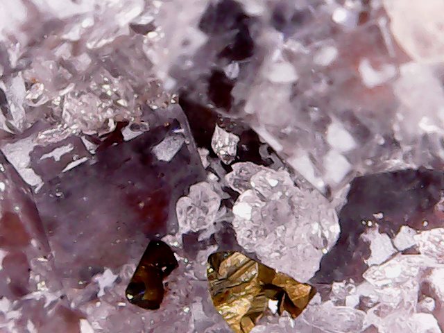 Fluorita
1 cm
(Autor: Obsi)
