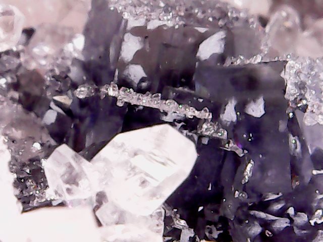 Fluorita
1 cm
(Autor: Obsi)