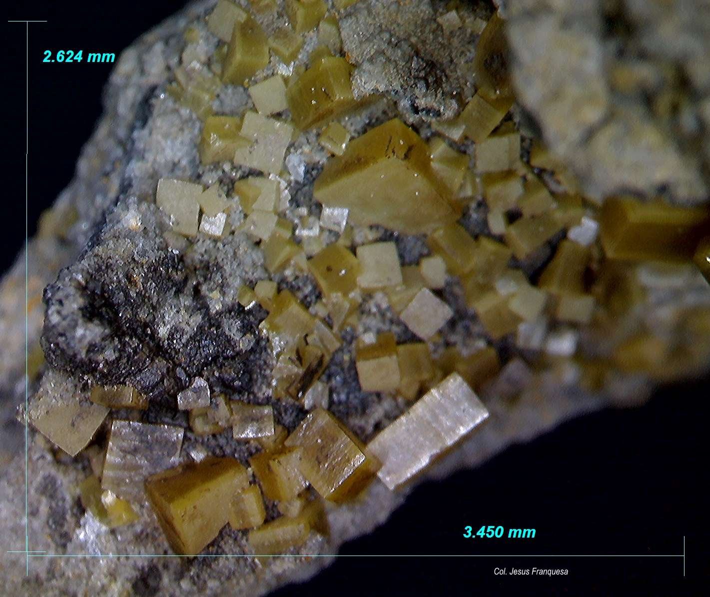 Wulfenita.
3´450 x 2´624 mm.
(Autor: Jesus Franquesa Baucells)