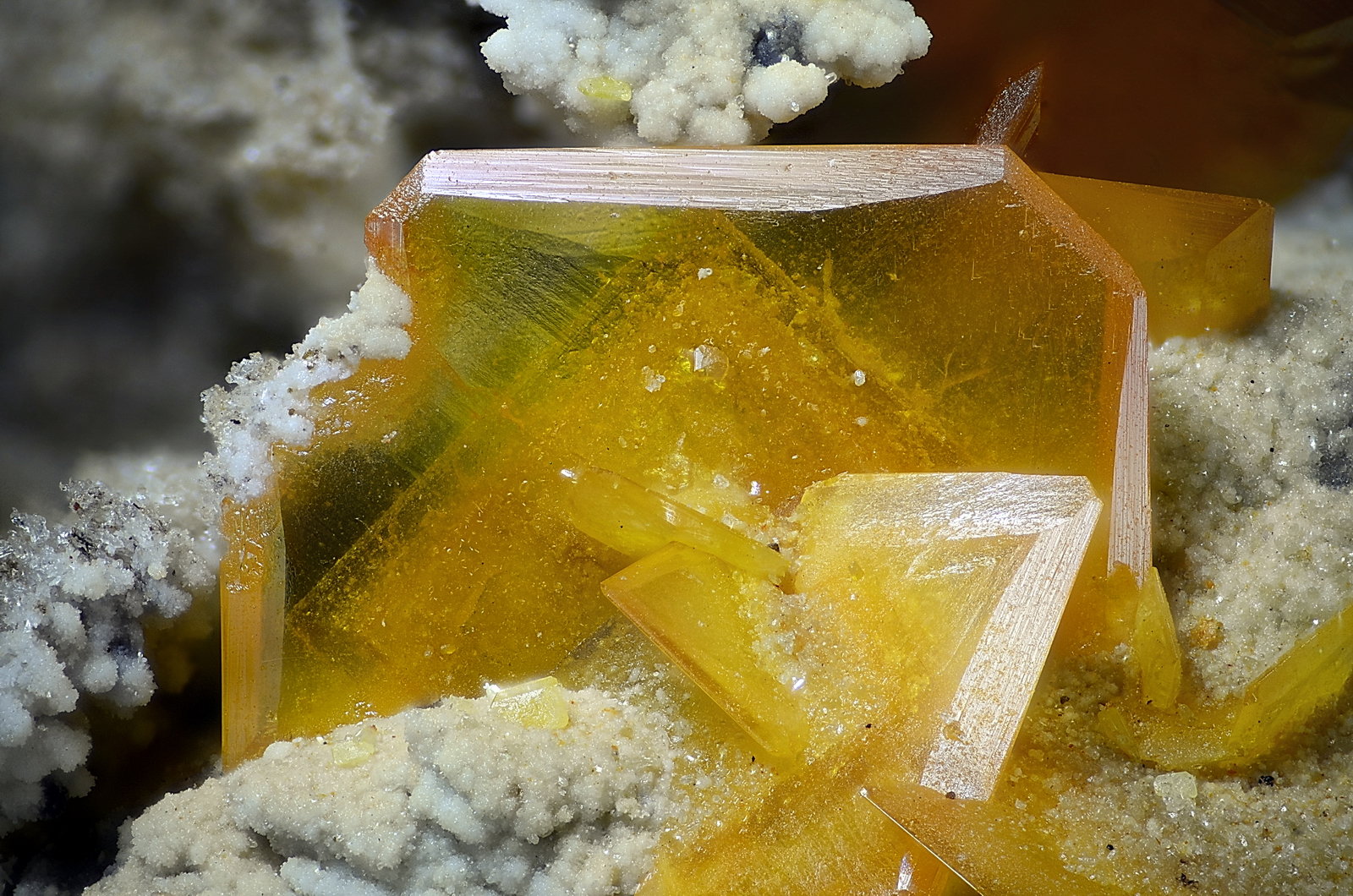 Wulfenita
Campo de visión 6 mm.
(Autor: Juan Miguel)