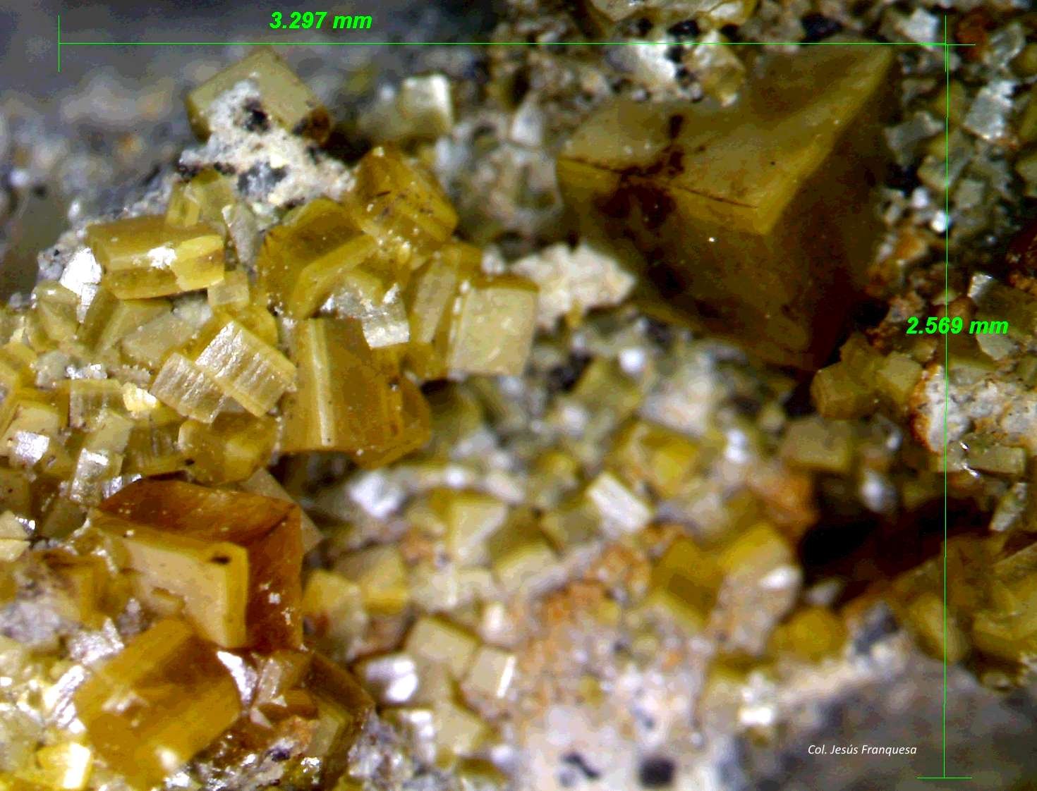 Wulfenita.
3´2x 2´5 mm.
(Autor: Jesus Franquesa Baucells)