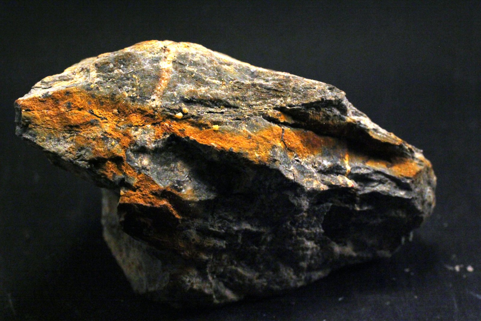 Wulfenita
64 x 37 x 37 mm.
(Autor: José Luis Zamora)