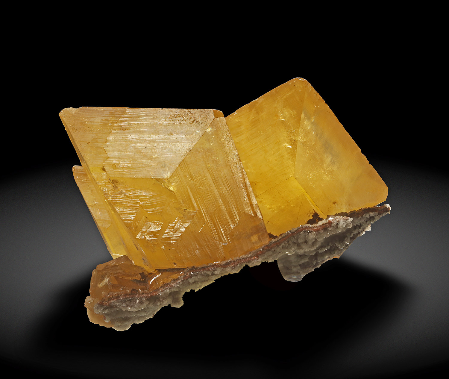 Wulfenita
2.1 × 1.8 × 1.5 cm
(Autor: Jordi Fabre)