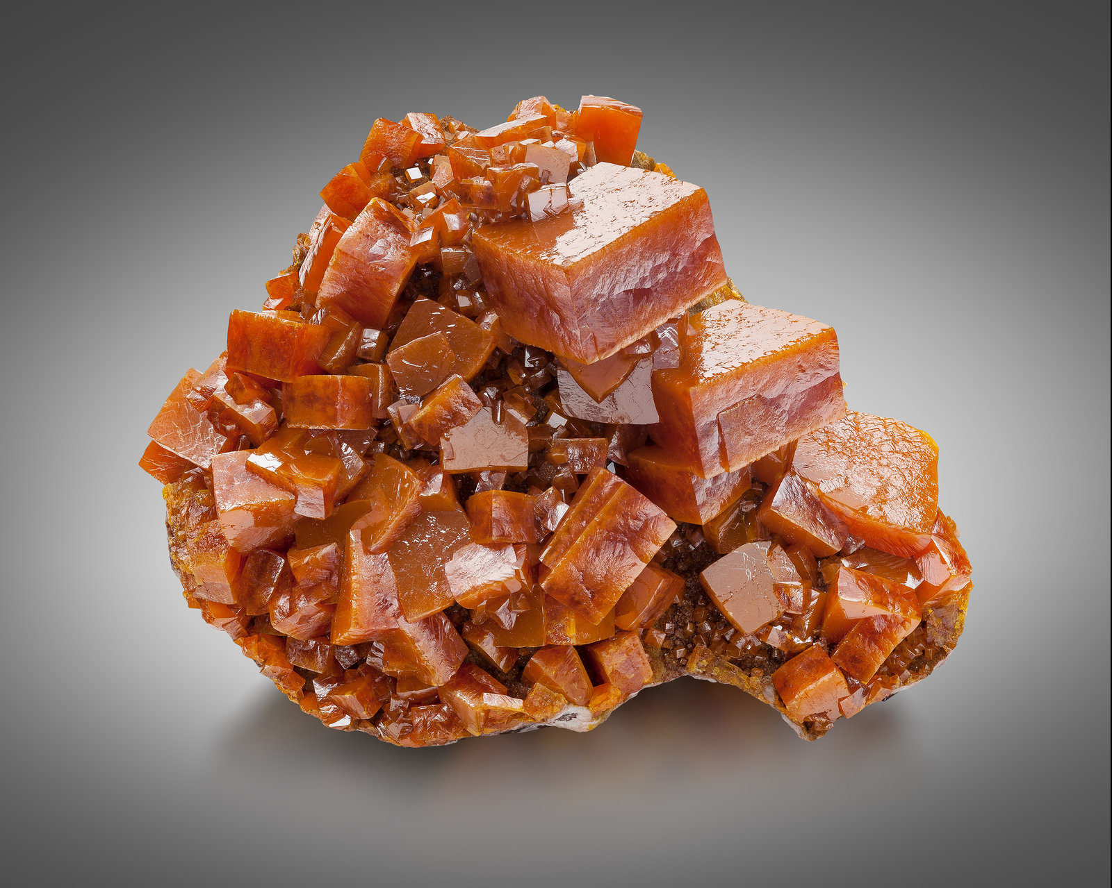 Wulfenita
10 x 8.5 x 6 cm / cristal principal: 3 cm
(Autor: Museo MIM)