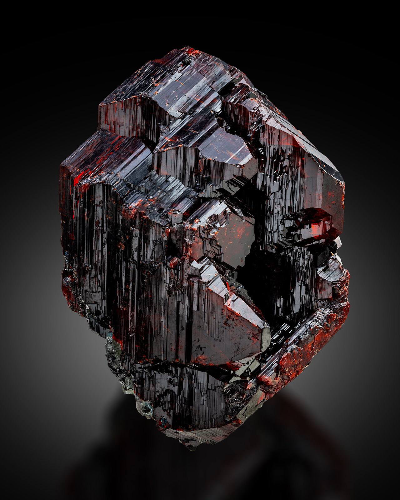 Wurtzita
7.5 x 4 x 4.5 cm / cristal principal: 5.2 cm
(Autor: Museo MIM)