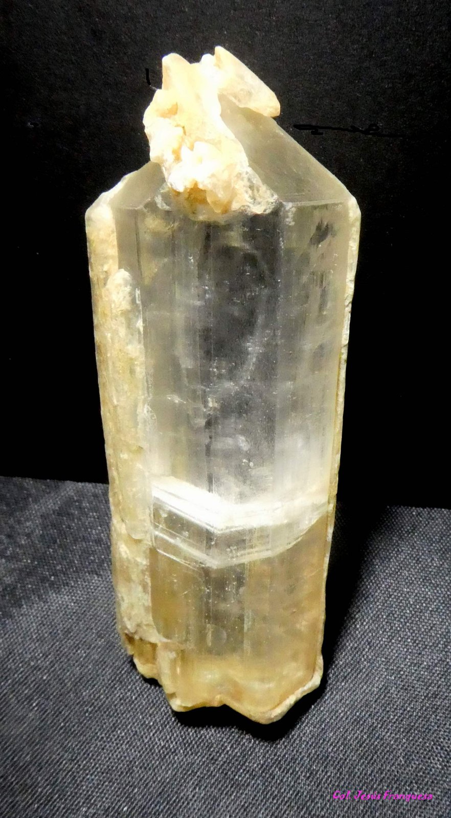 Yeso.
67x23x13 mm.
(Autor: Jesus Franquesa Baucells)