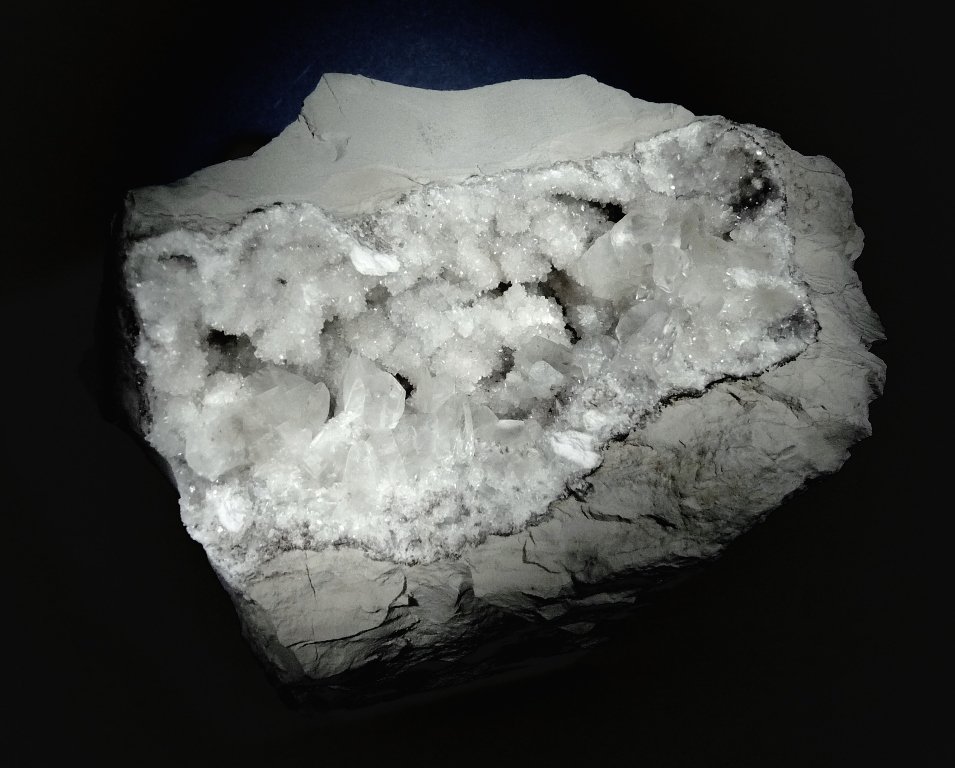 Yeso y Calcita.
150x120 mm.
(Autor: Jesus Franquesa Baucells)