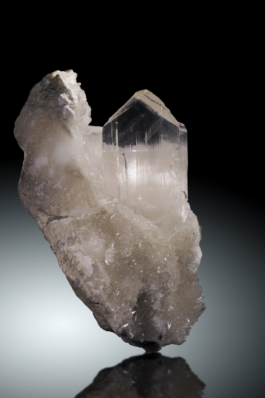 Yeso
21 x 15cm, cristal de 10.5cm
(Autor: Raul Vancouver)