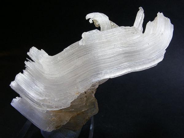 Yeso (variedad sericolita)
Pieza: 6 x 5 cm.
(Autor: Juan Cabezas)