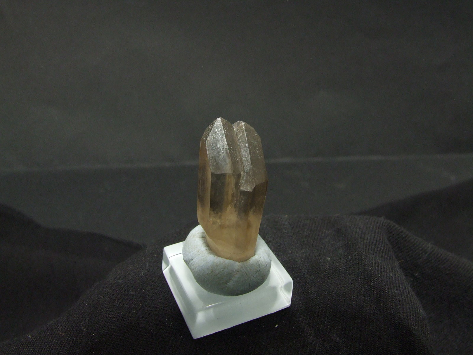 Cuarzo. (variedad ahumado)
34x18mm
(Autor: joaquin gar)