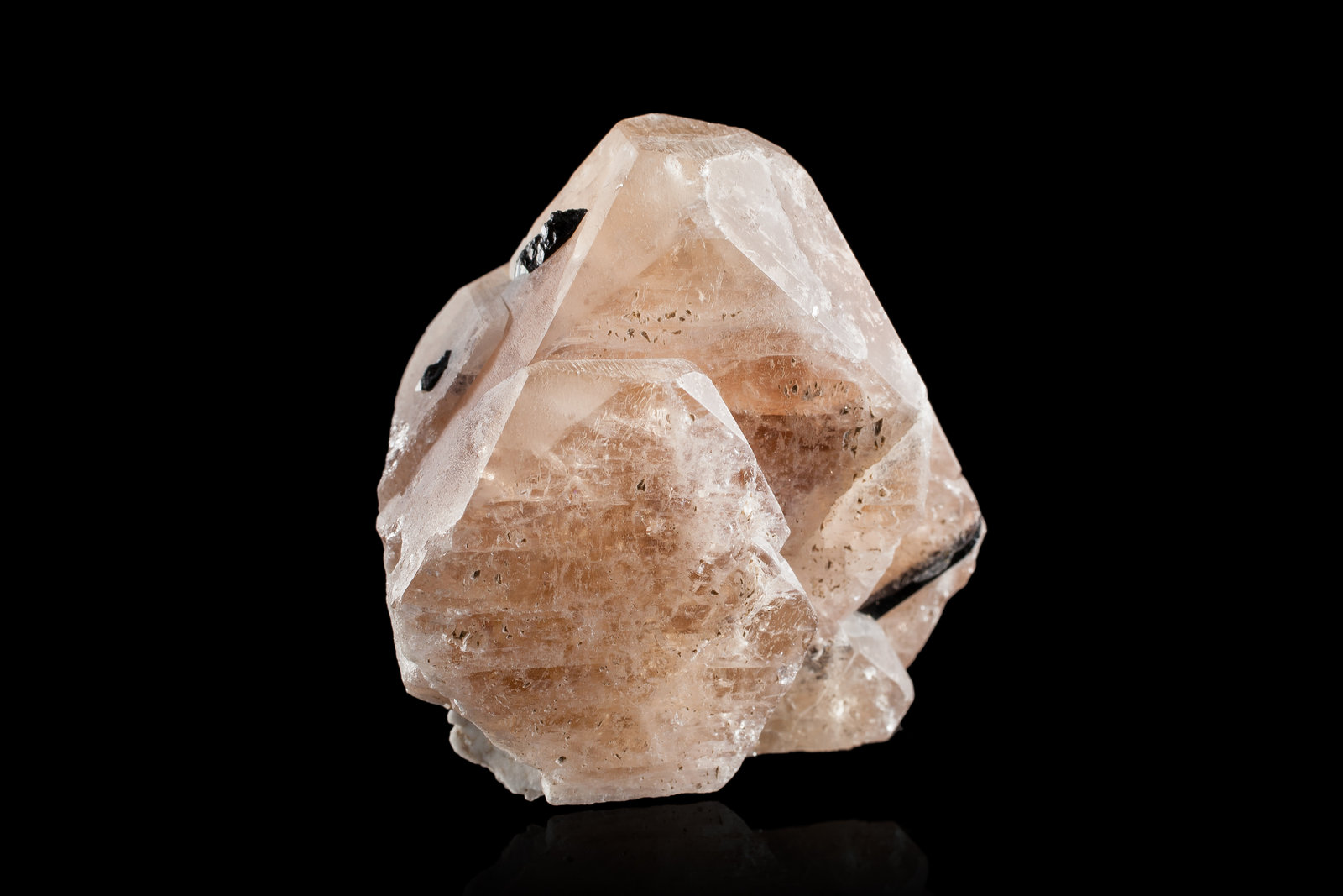Zektzerita con Arfvedsonita
4 x 2 x 3.5 cm / Cristal principal: 3.9 cm
(Autor: Museo MIM)