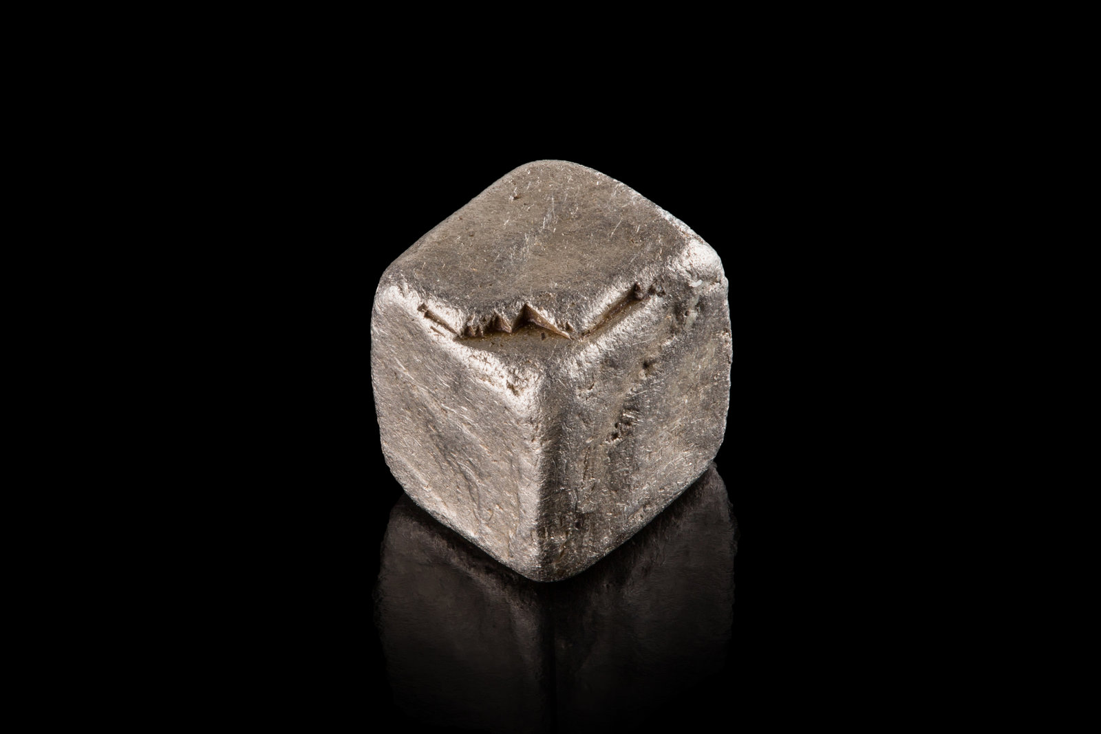 Zvyagintsevita
0.5 x 0.5 x 0.5 cm
(Autor: Museo MIM)