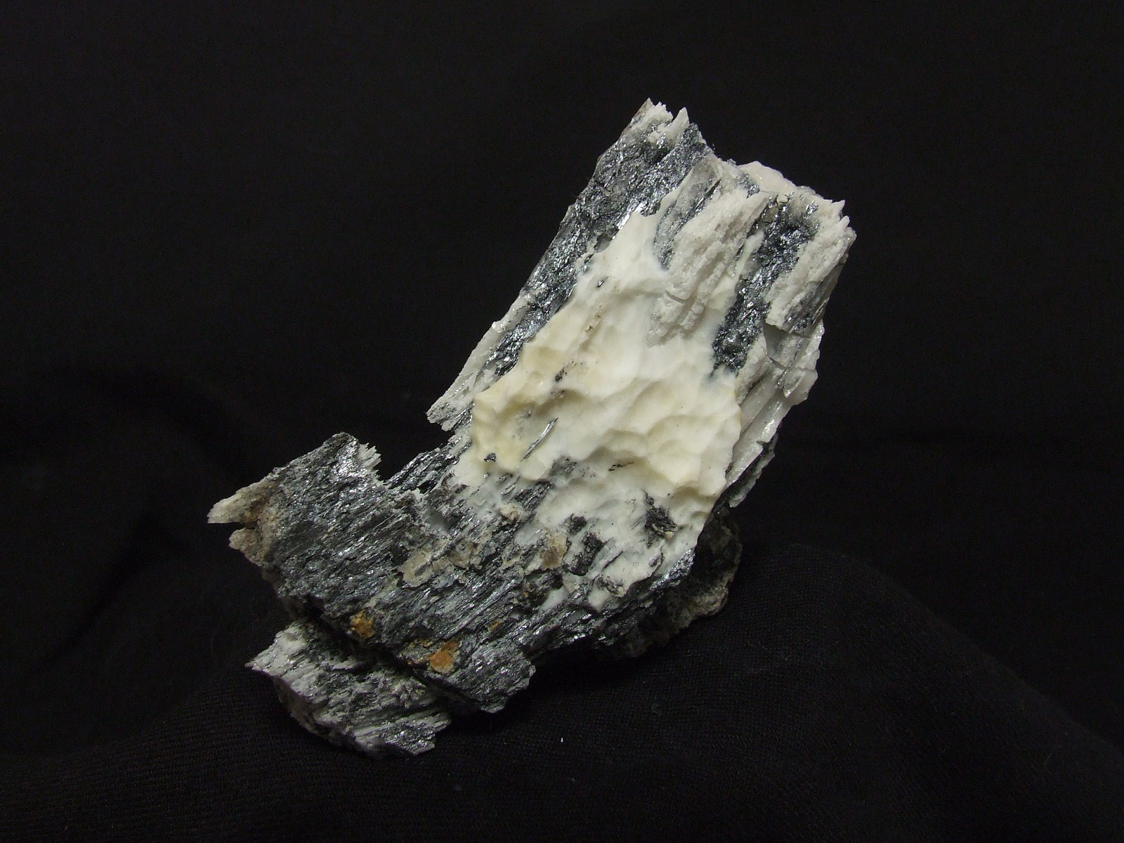 Estibnita
75x65mm
(Autor: joaquin gar)